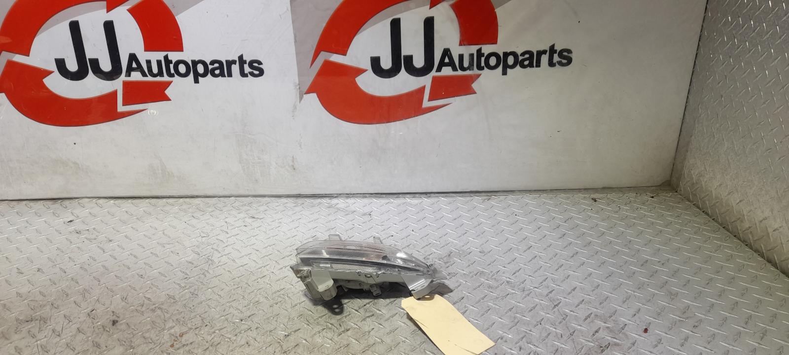 View Auto part Left Indicator/Fog/Side Mazda 3 2014