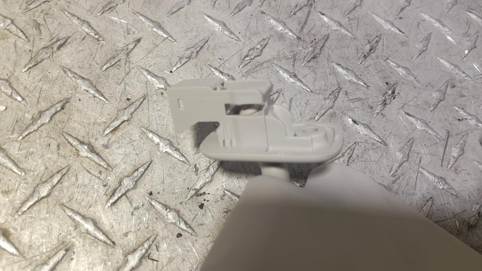 View Auto part Sunvisor Mazda Cx3 2015