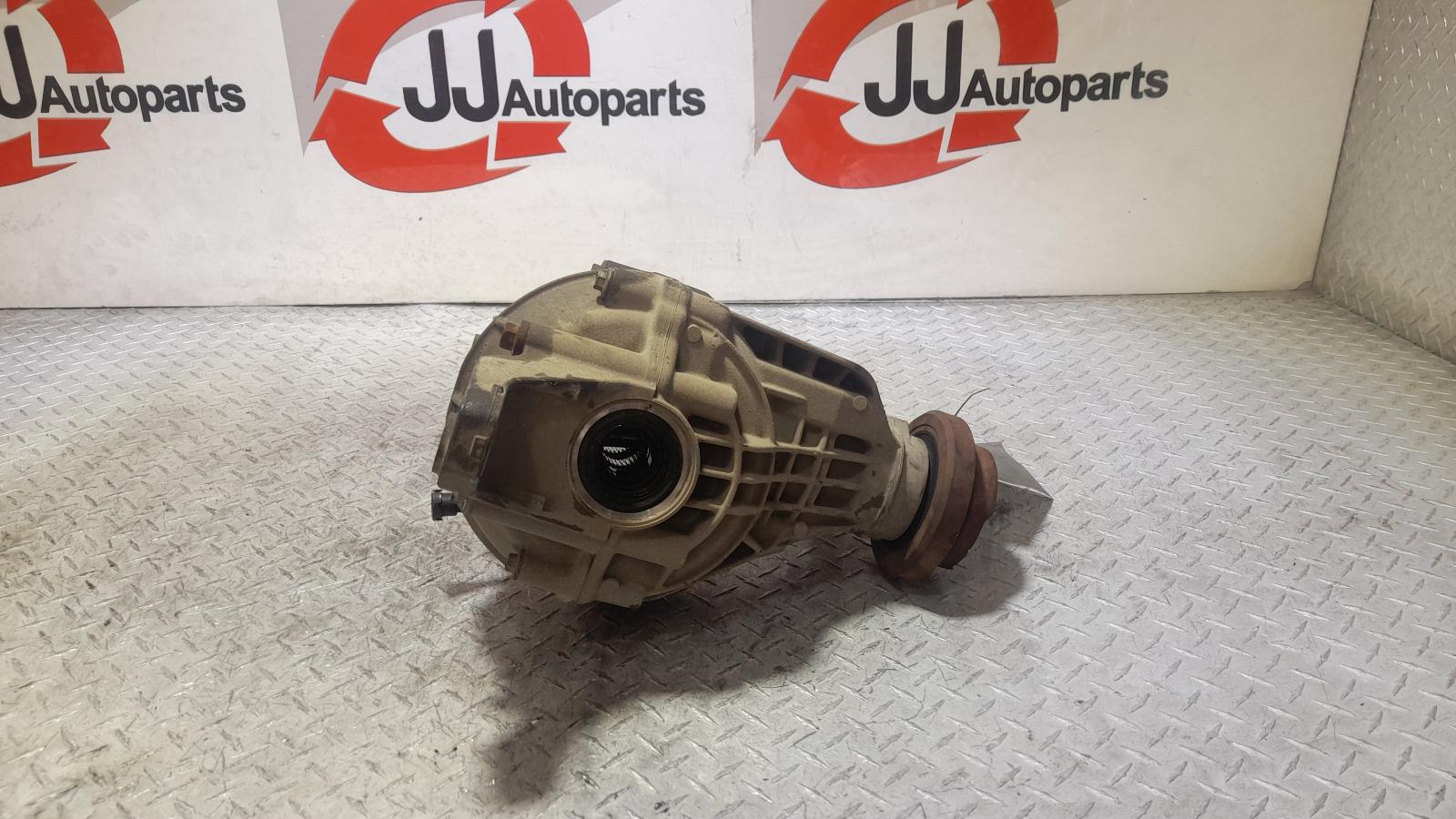 View Auto part Differential Centre Jeep Grandcherokee 2012