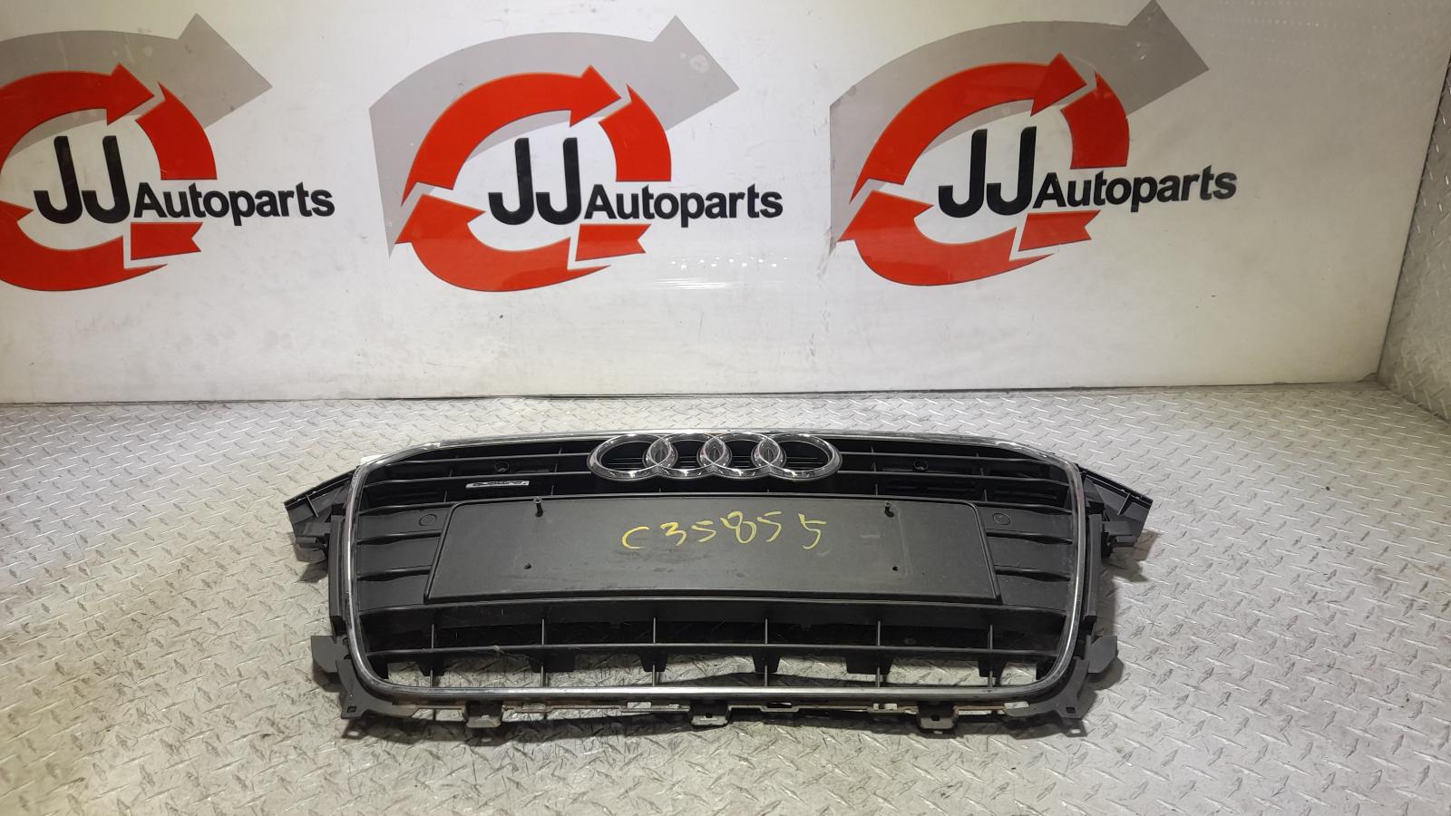 View Auto part Grille Audi A4 2013