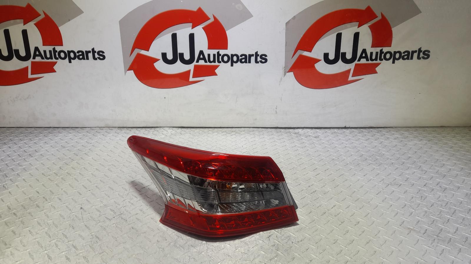 View Auto part Left Taillight Nissan Pulsar 2013