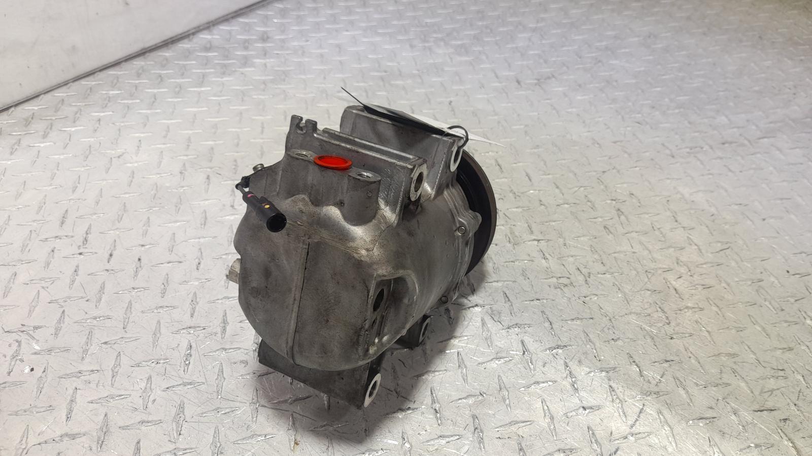 2015 Isuzu Mu-x A/C Compressor View Auto part A/C Compressor Isuzu Mu-x 2015
