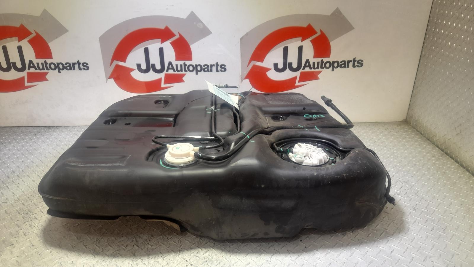 View Auto part Fuel Tank Dodge Journey 2013