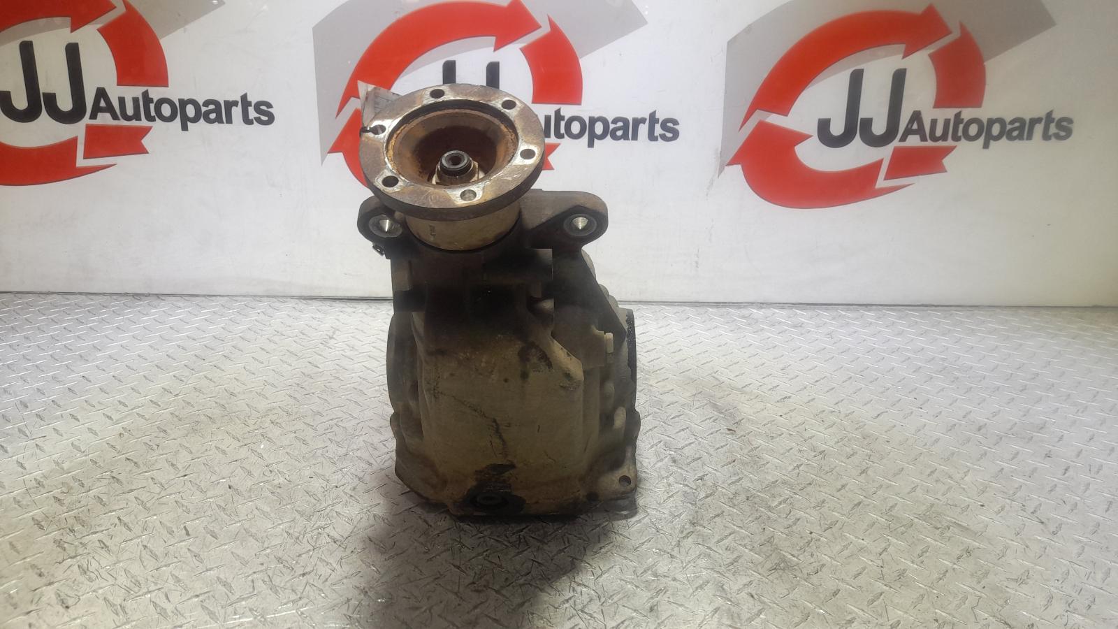 View Auto part Differential Centre Mitsubishi Pajero 2017