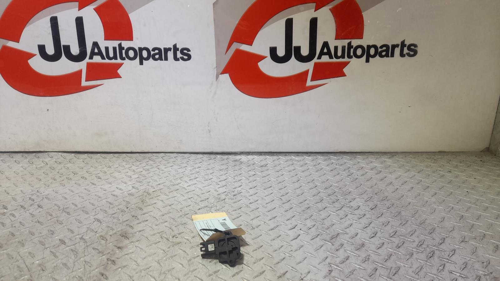 View Auto part Air Flow Meter Bmw 1 Series 2011