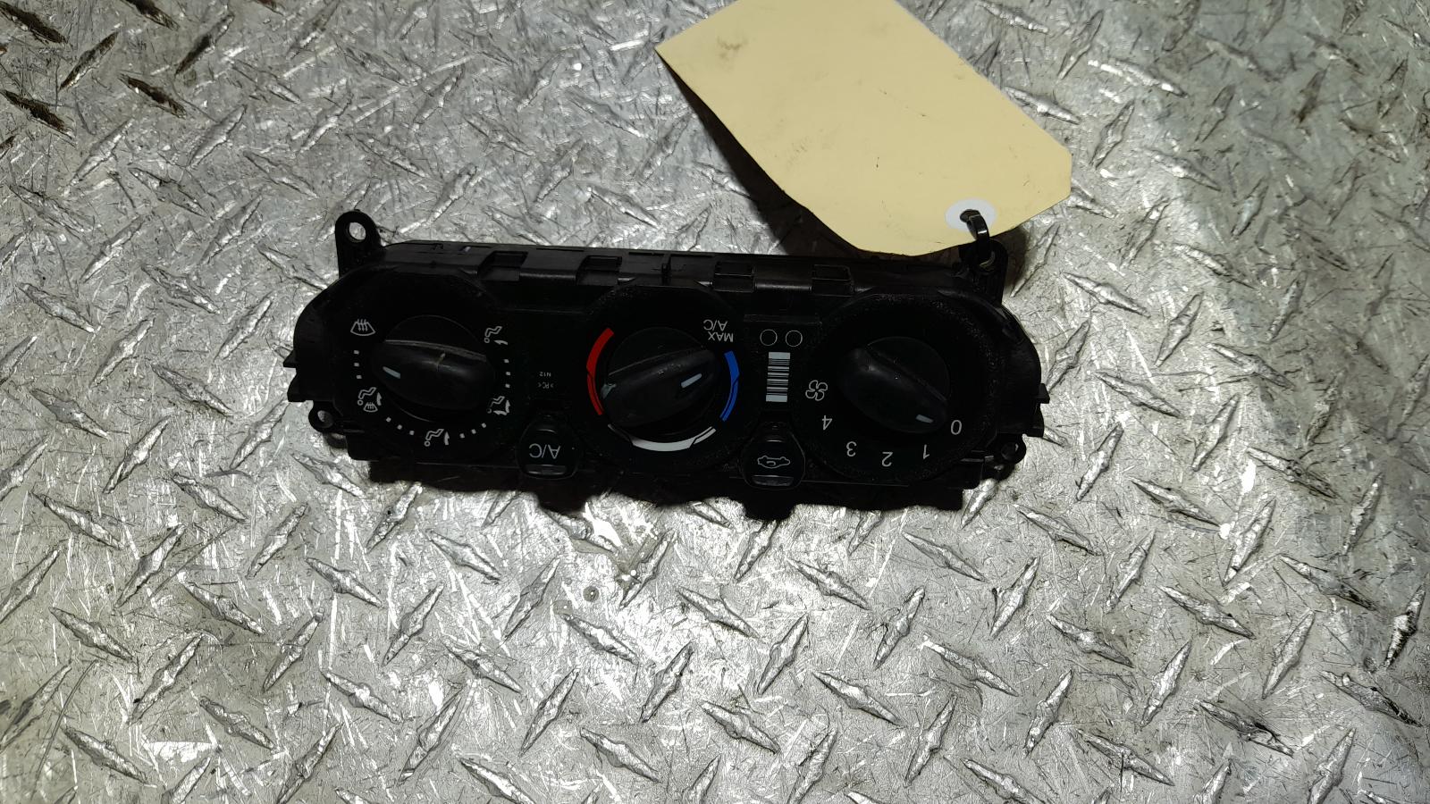 View Auto part Heater/Ac Controls Ford Transit Custom 2017
