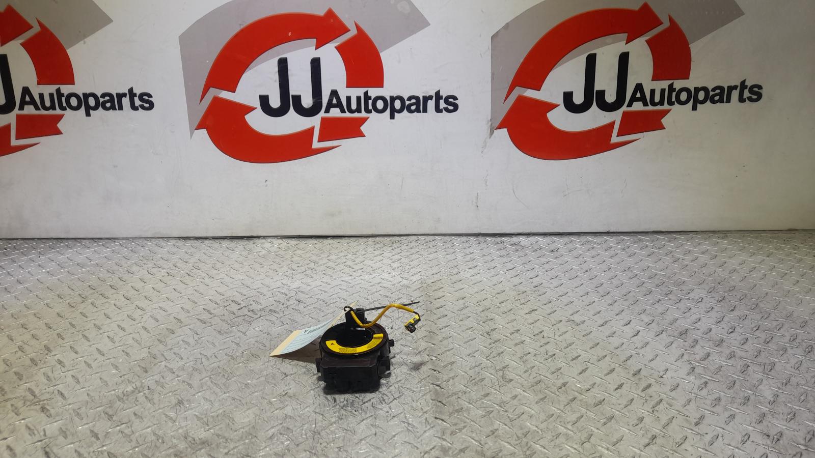View Auto part Airbag Module/Sensor Hyundai Santa Fe 2013