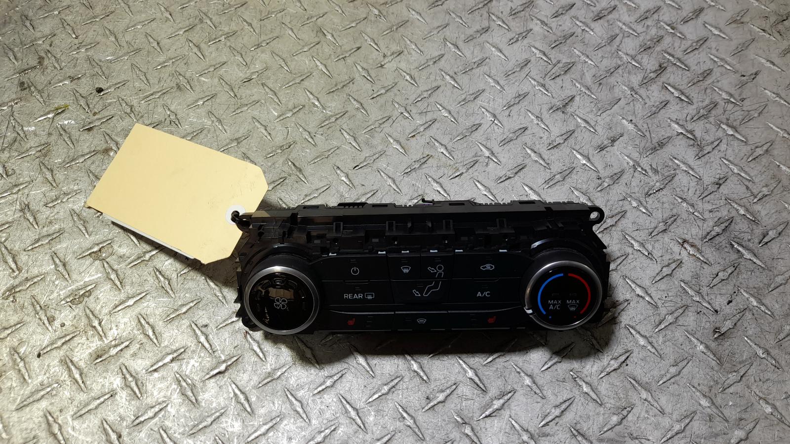 View Auto part Heater/Ac Controls Ford Transit Custom 2022