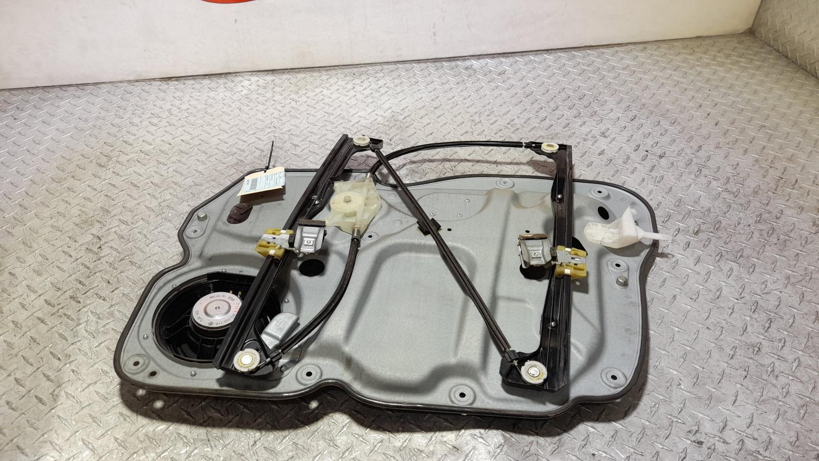 View Auto part Left Front Window Reg/Motor Volkswagen Caddy 2013