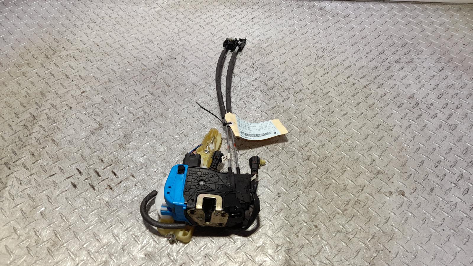 View Auto part Door/Boot/Gate Lock Hyundai Veloster 2012
