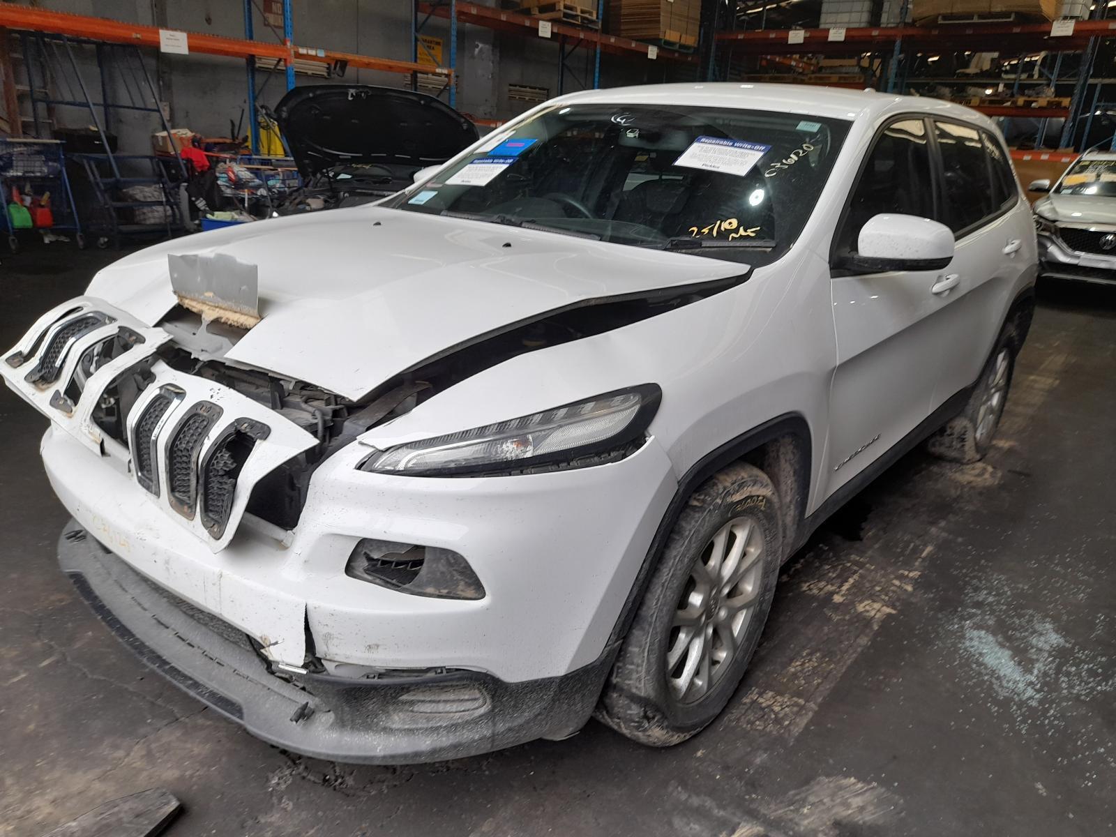 View Auto part Trans/Gearbox Jeep Cherokee 2014