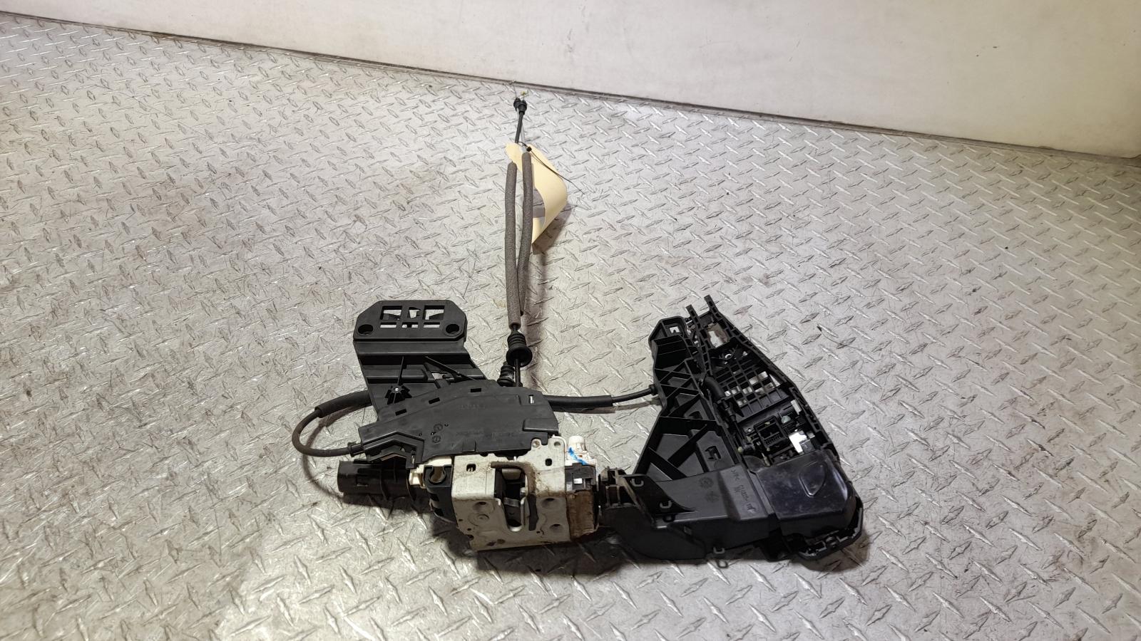 View Auto part Door/Boot/Gate Lock Jeep Cherokee 2014