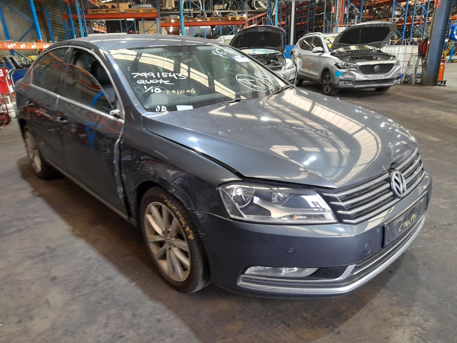View Auto part Trans/Gearbox Volkswagen Passat 2012