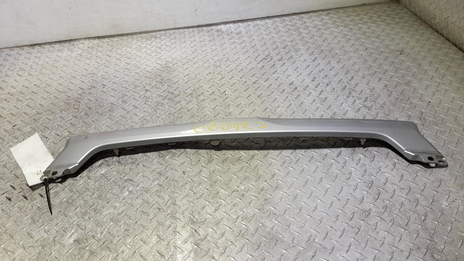 View Auto part Grille Toyota Hiace 2014