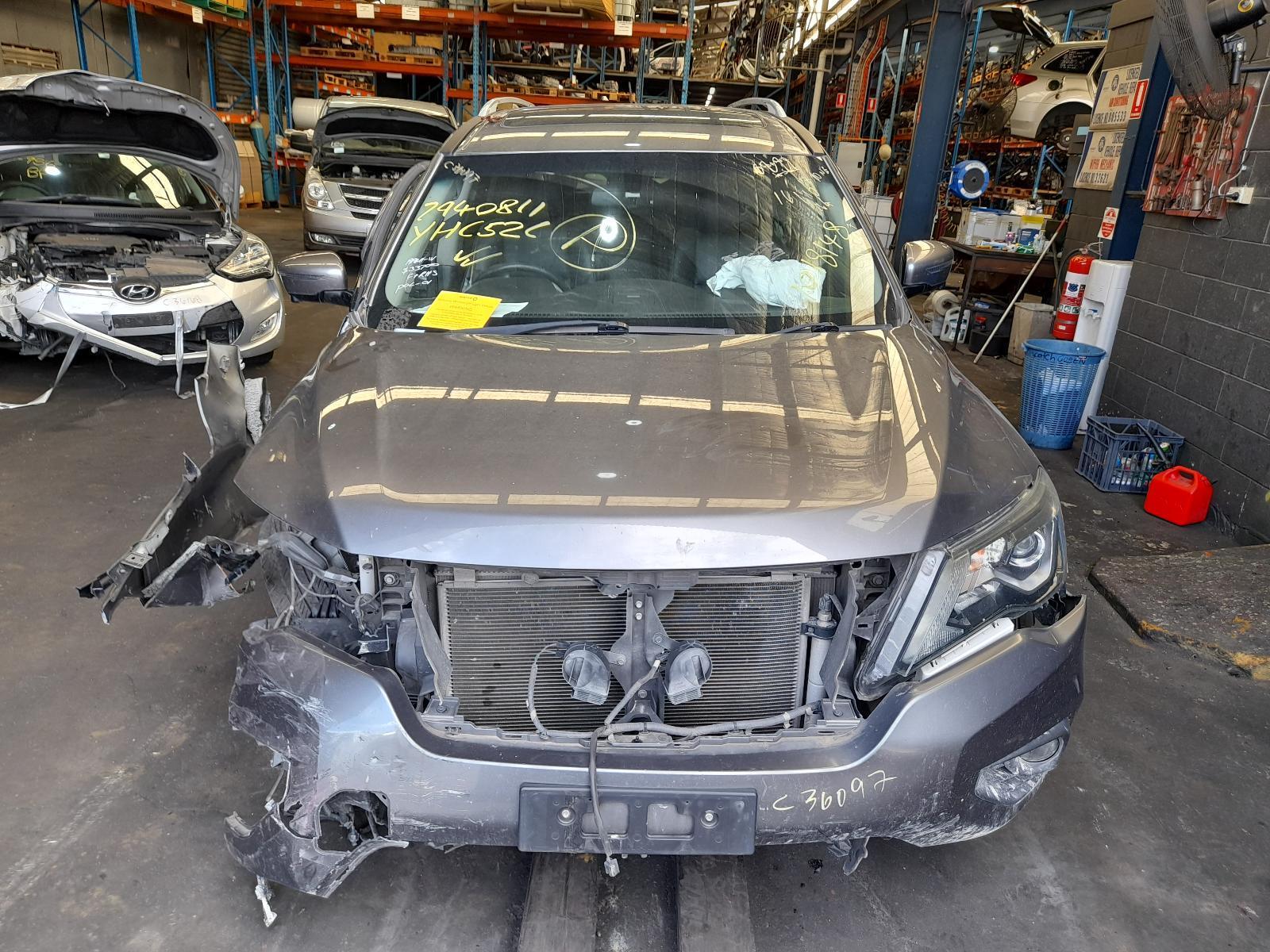 View Auto part Trans/Gearbox Nissan Pathfinder 2017