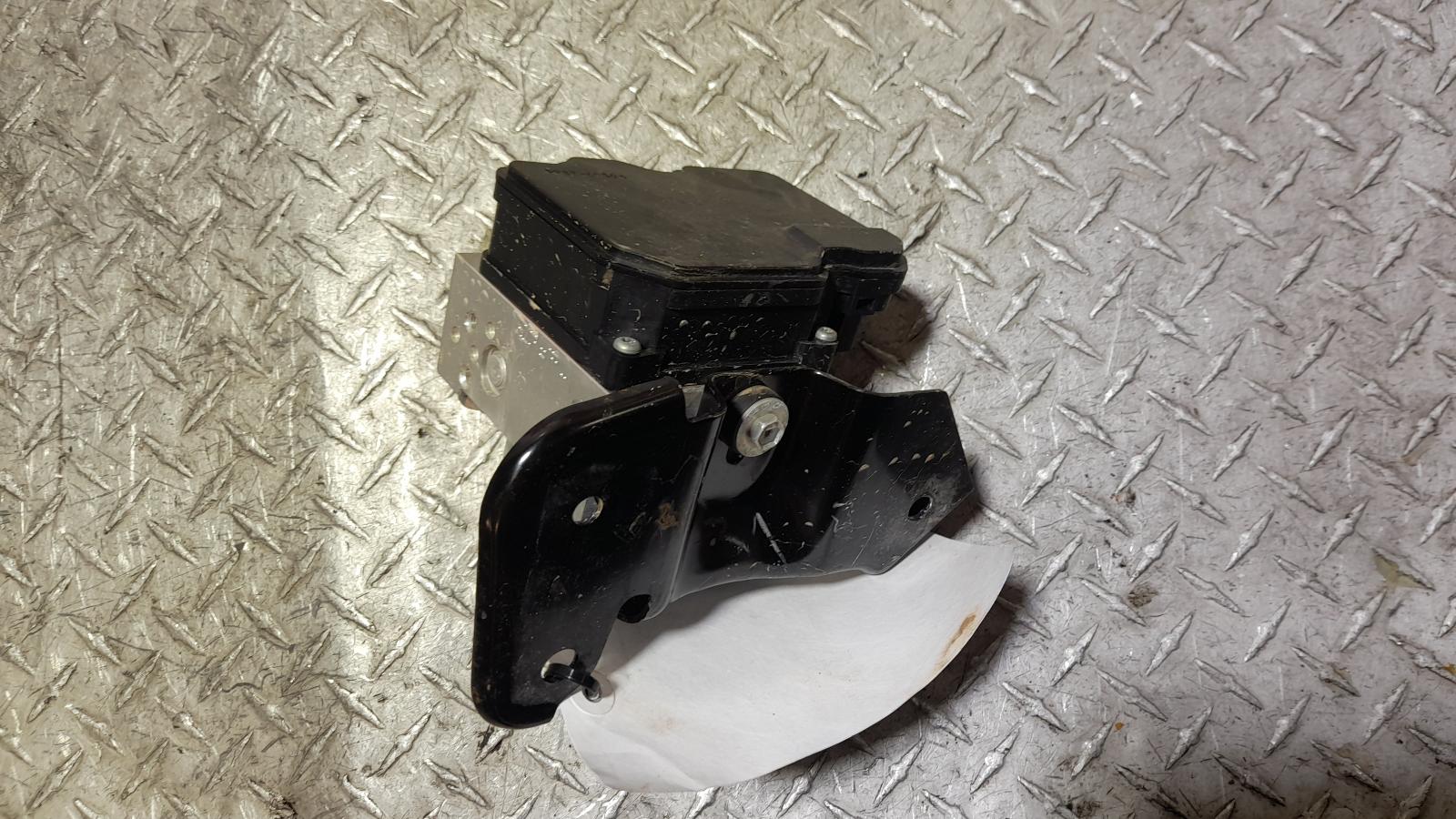 View Auto part Abs Pump/Modulator Toyota Hilux 2018