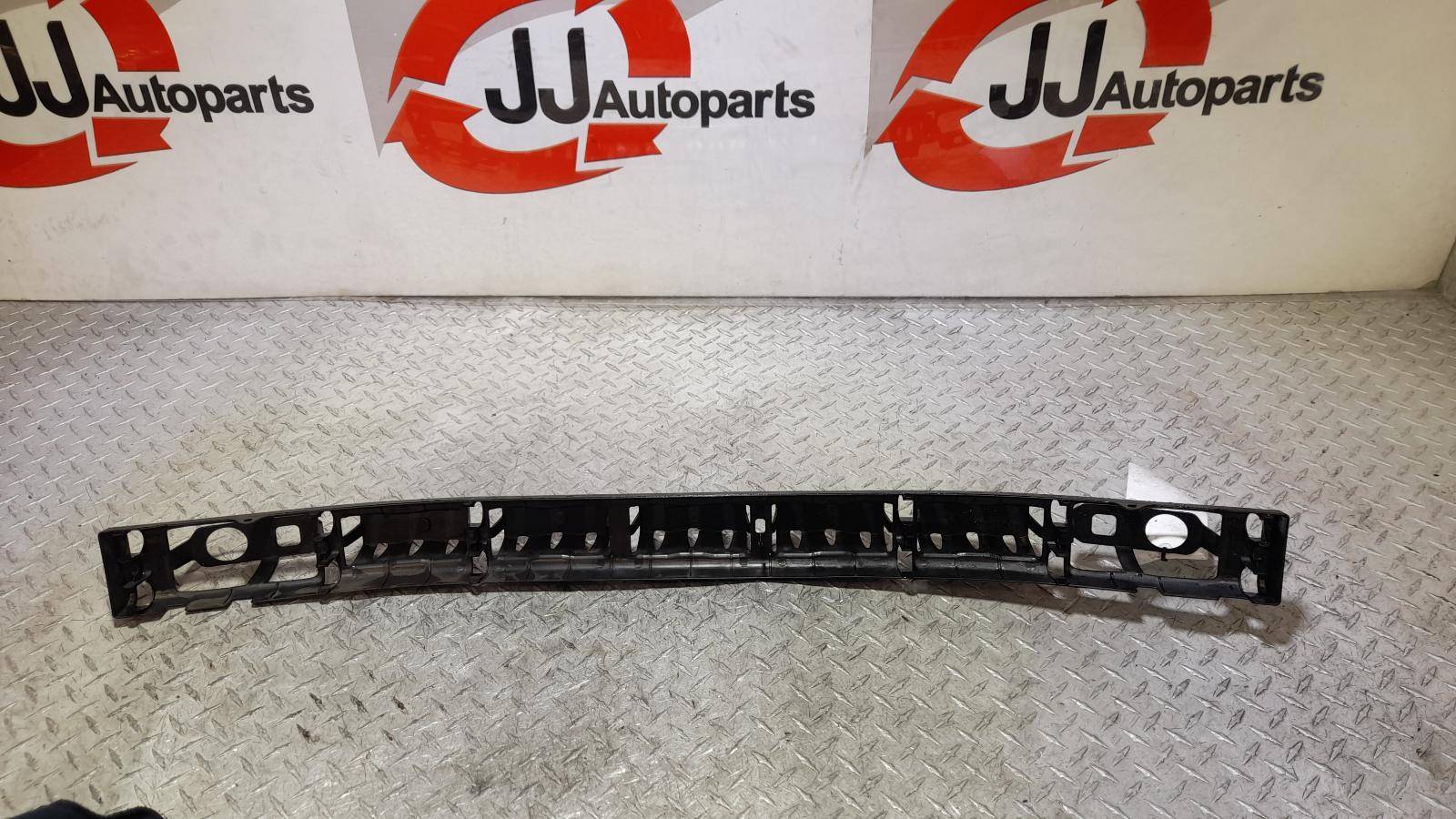 View Auto part F/Bar Reinforc/Brack Suzuki Swift 2010