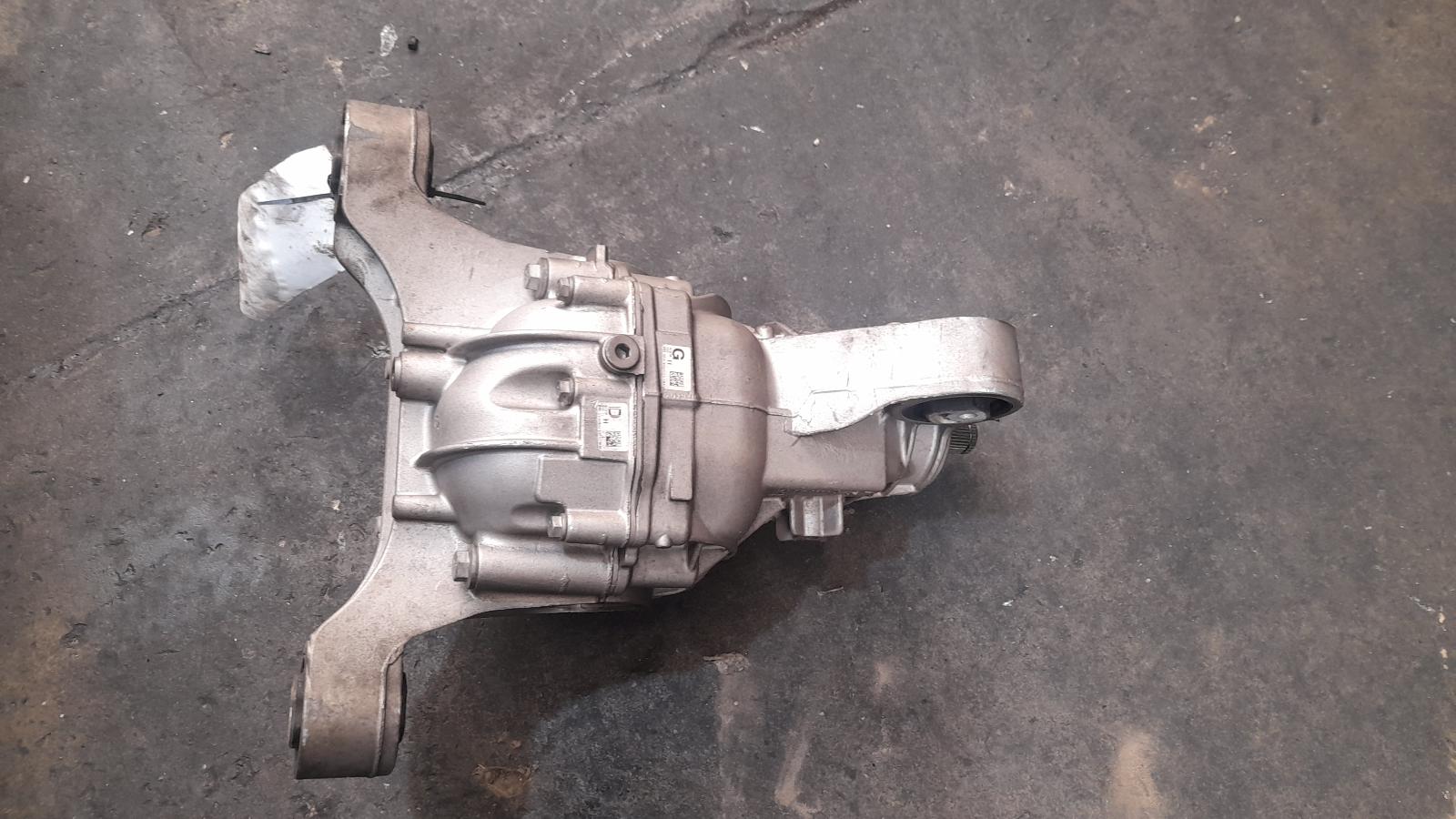View Auto part Differential Centre Audi Q7 2014