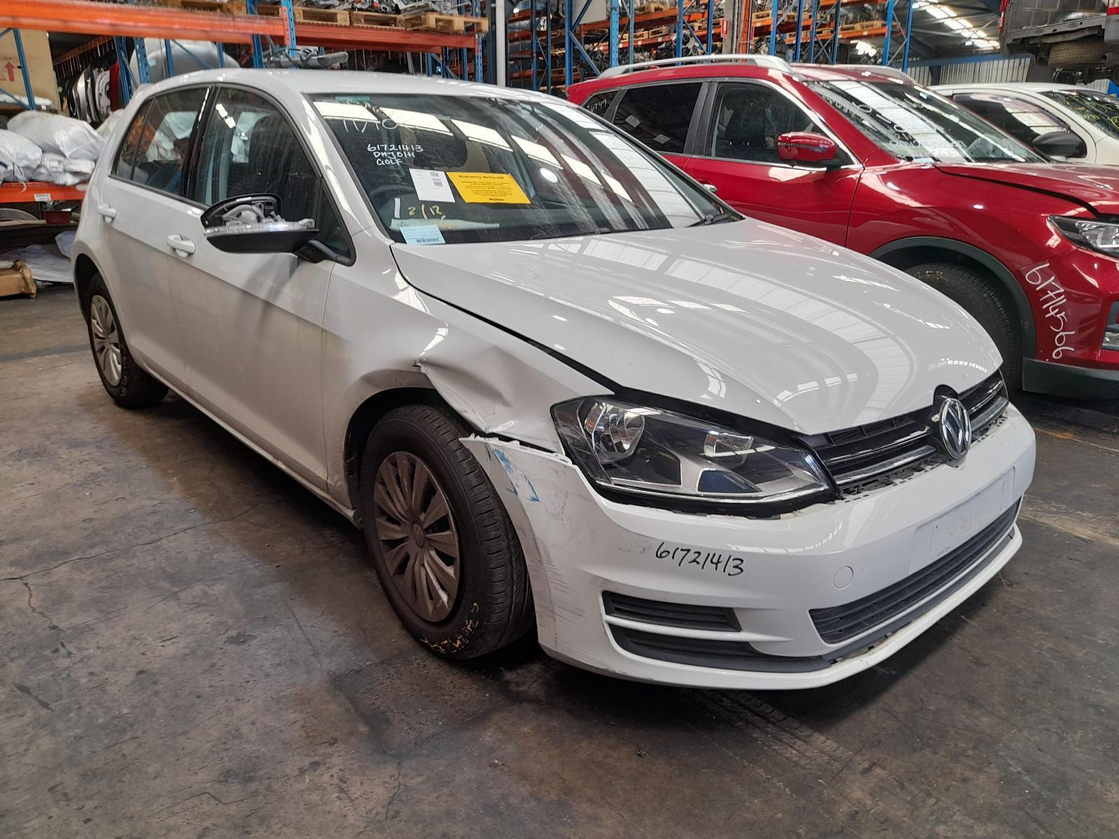 View Auto part Trans/Gearbox Volkswagen Golf 2015