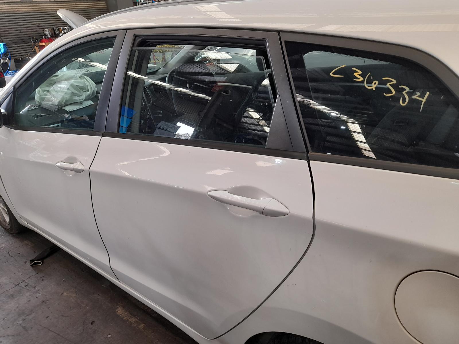 View Auto part Left Rear Door/Sliding Hyundai I30 2014
