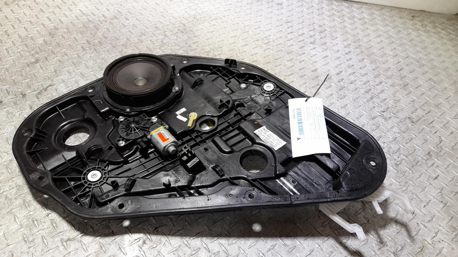 View Auto part Right Rear Wnd Reg/Motor Hyundai I30 2014