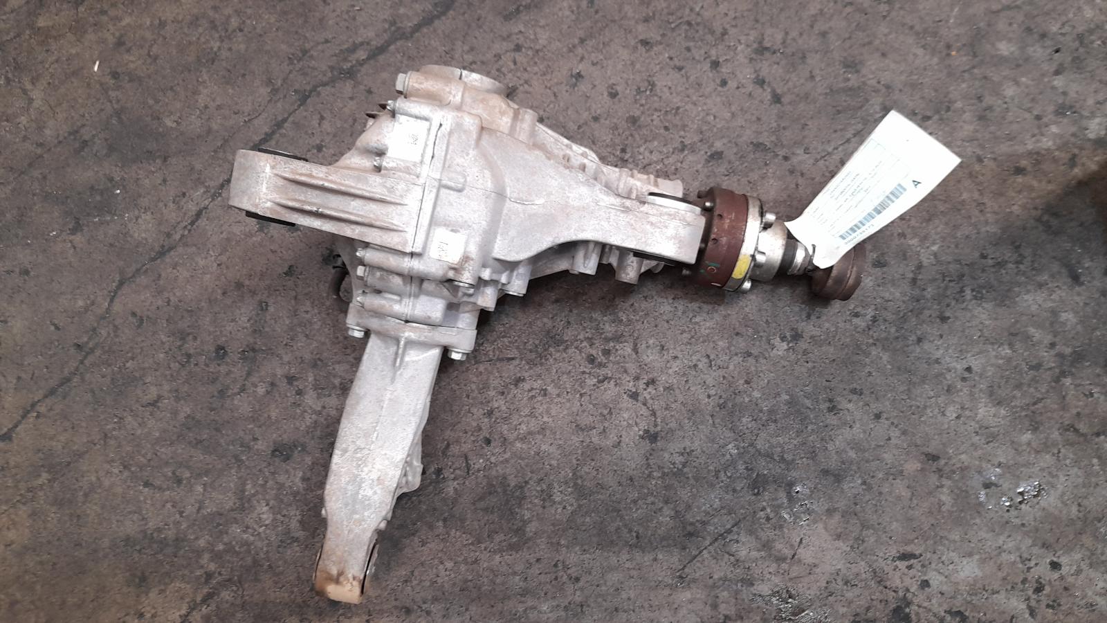 View Auto part Differential Centre Jeep Grandcherokee 2012