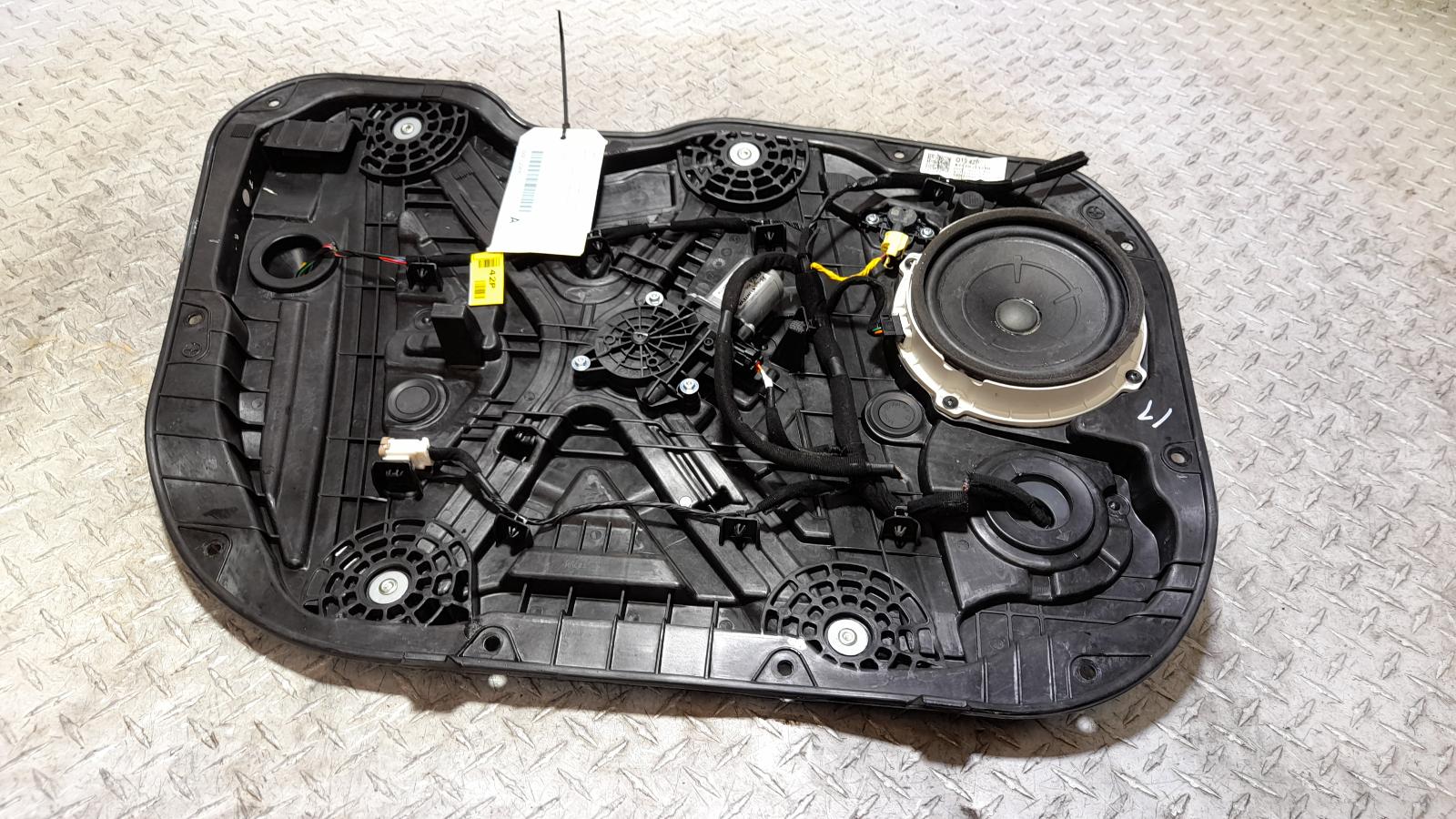 View Auto part Left Front Window Reg/Motor Hyundai I30 2019