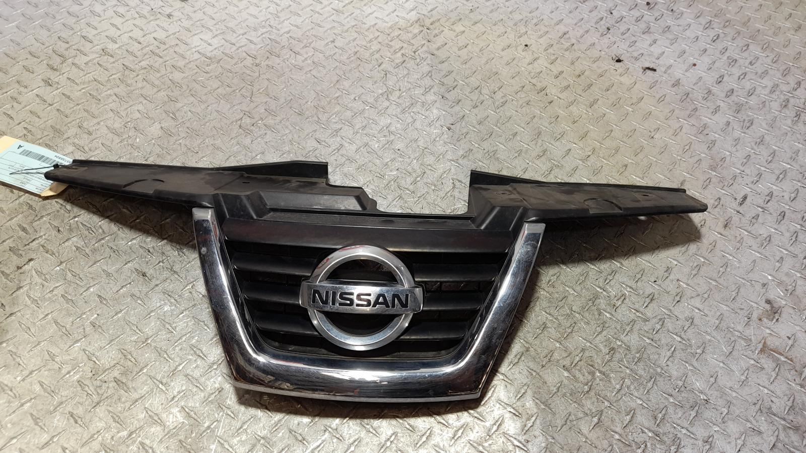 View Auto part Grille Nissan Juke 2014