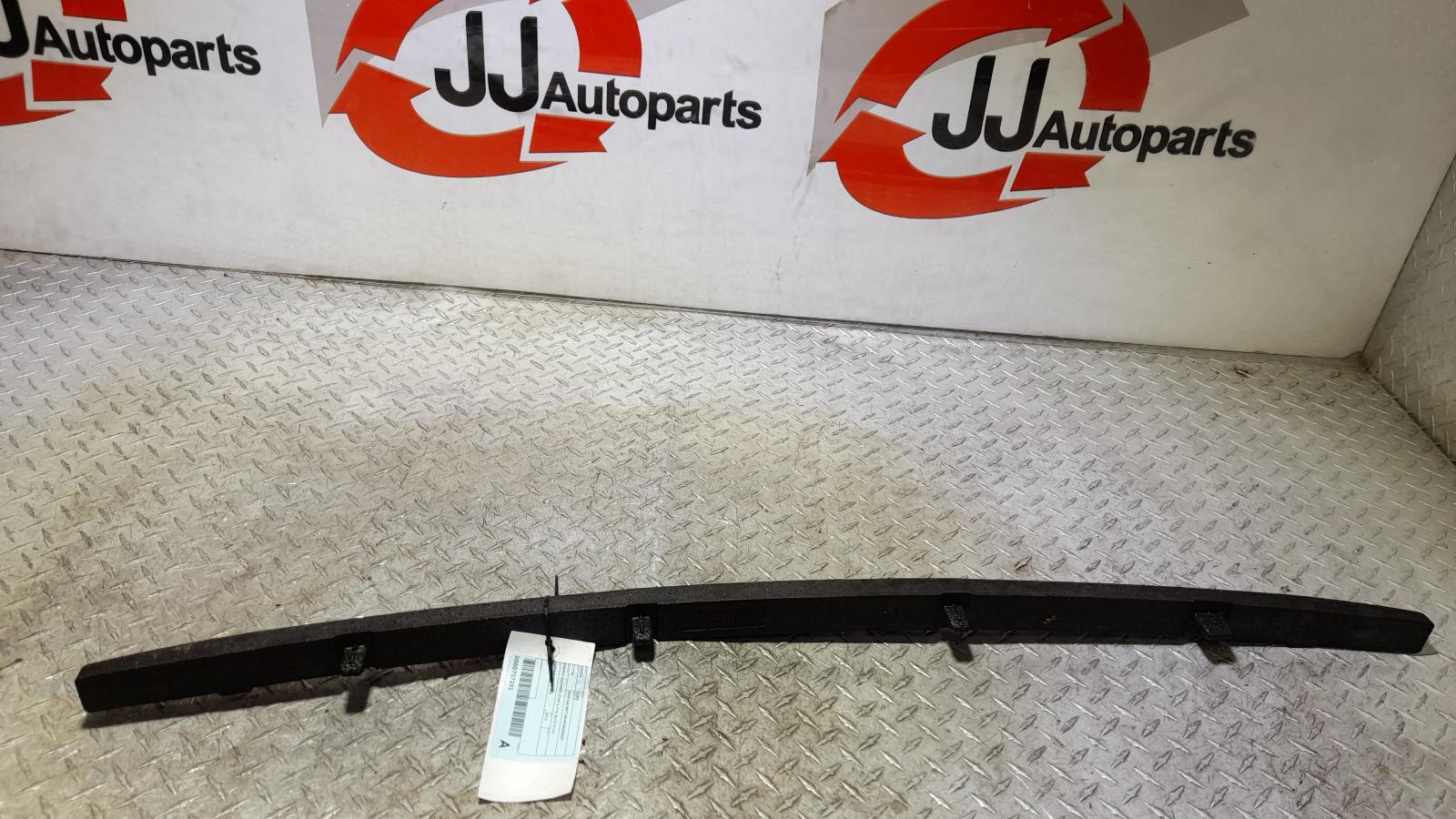 View Auto part R/Bar Bracket/Reinfo Nissan Juke 2013