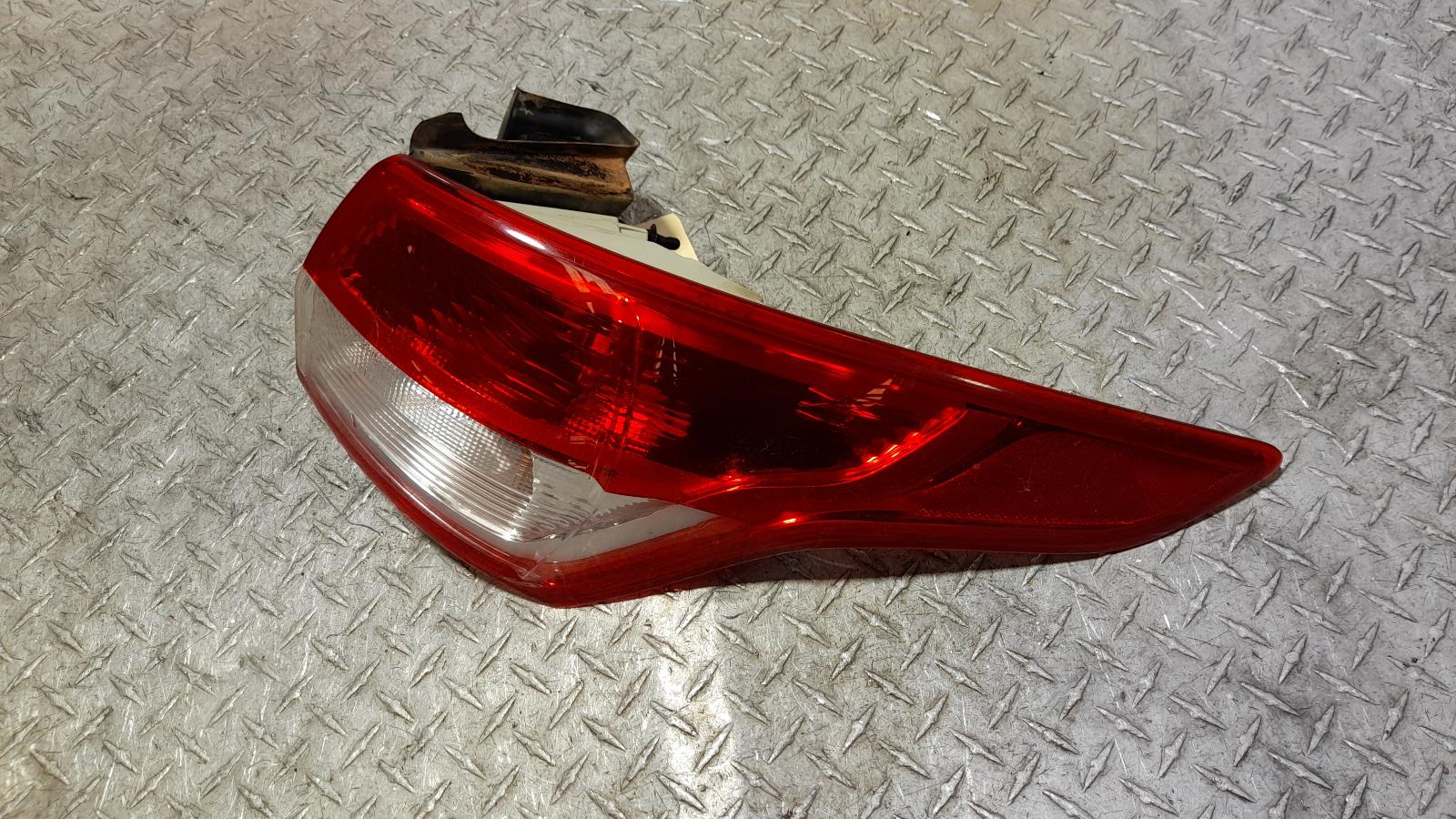 View Auto part Right Taillight Ford Kuga 2015