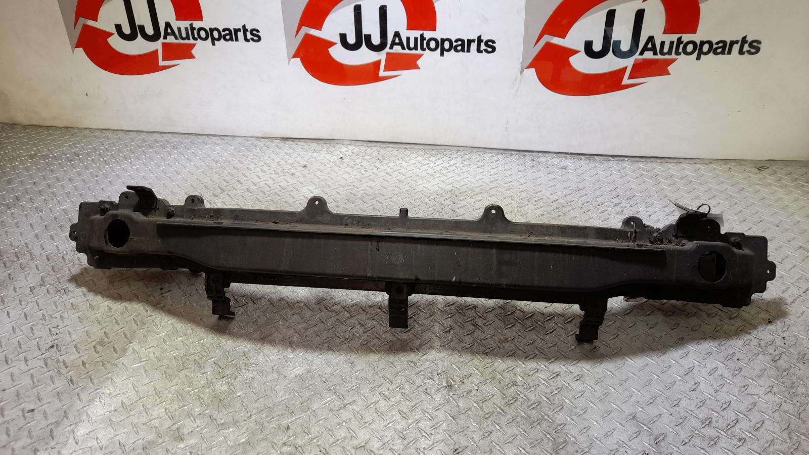 View Auto part R/Bar Bracket/Reinfo Hyundai Santa Fe 2015