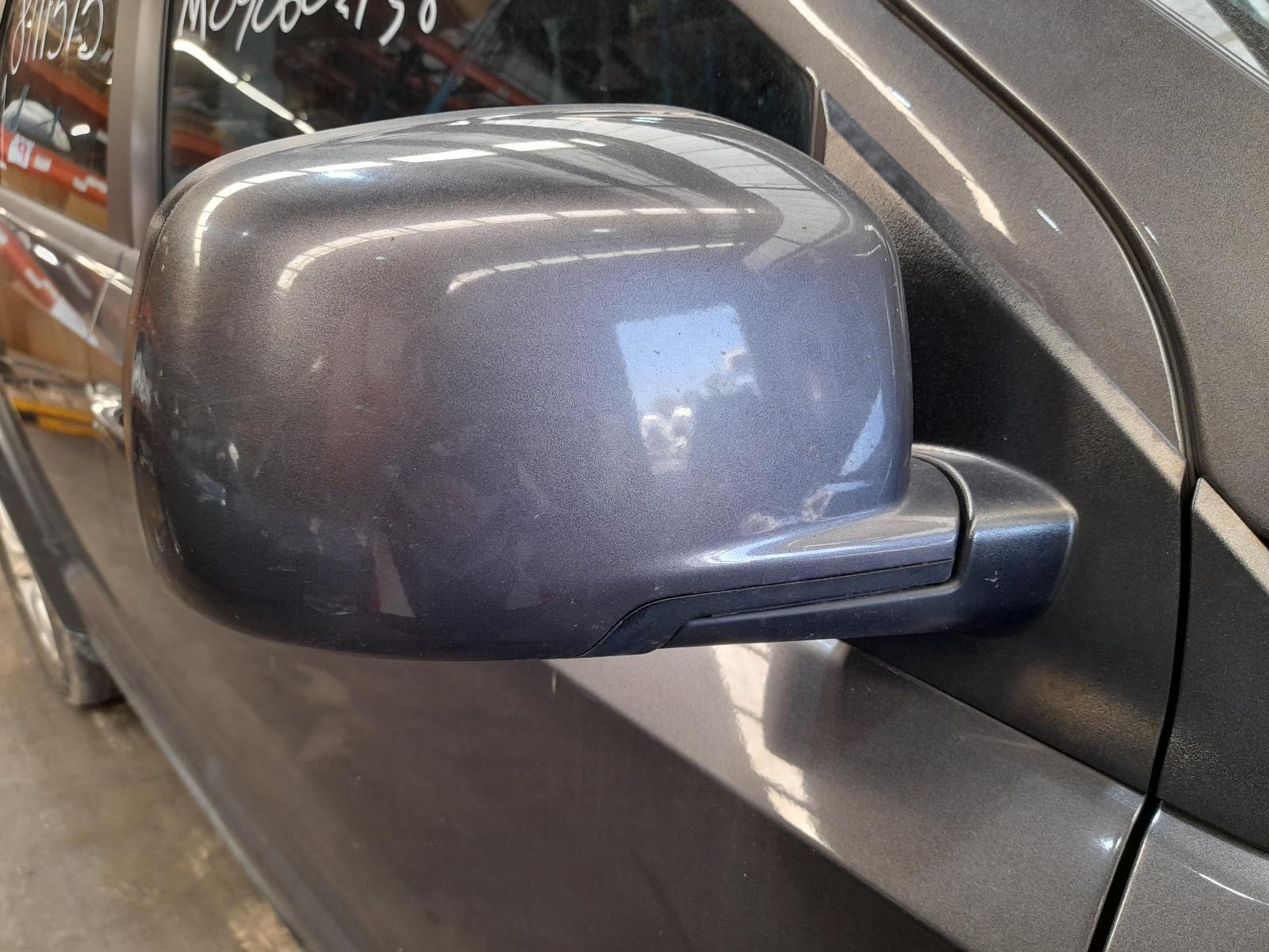 View Auto part Right Door Mirror Dodge Journey 2014