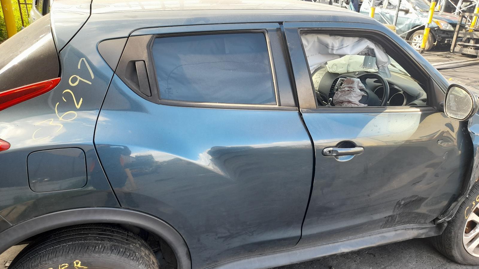 View Auto part Right Rear Door Sliding Nissan Juke 2013