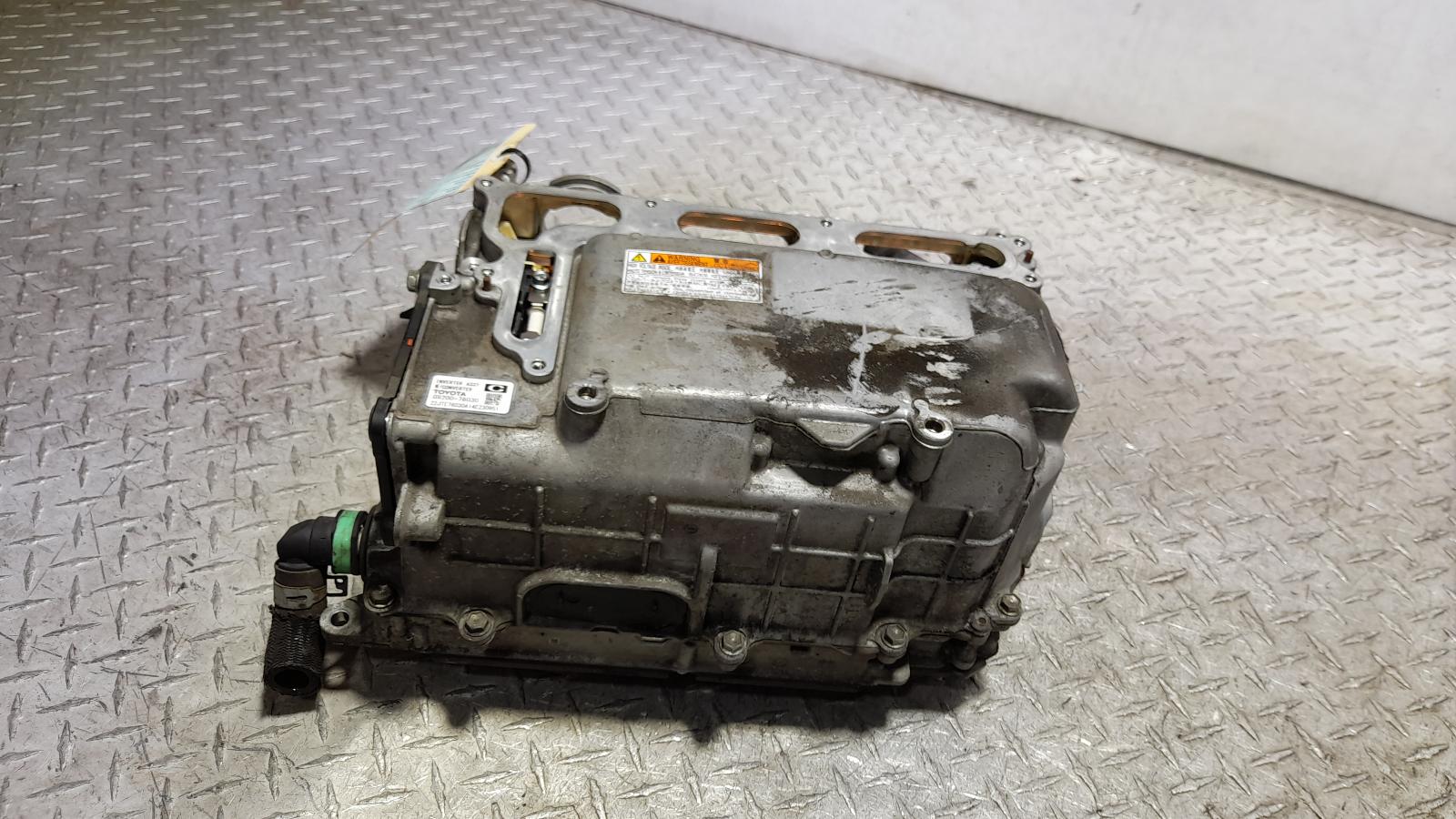 View Auto part Inverter Lexus Ct200h 2014