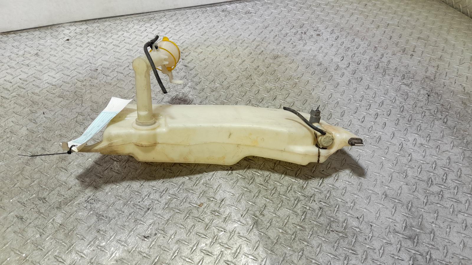 View Auto part Washer Bottle Isuzu Dmax 2014