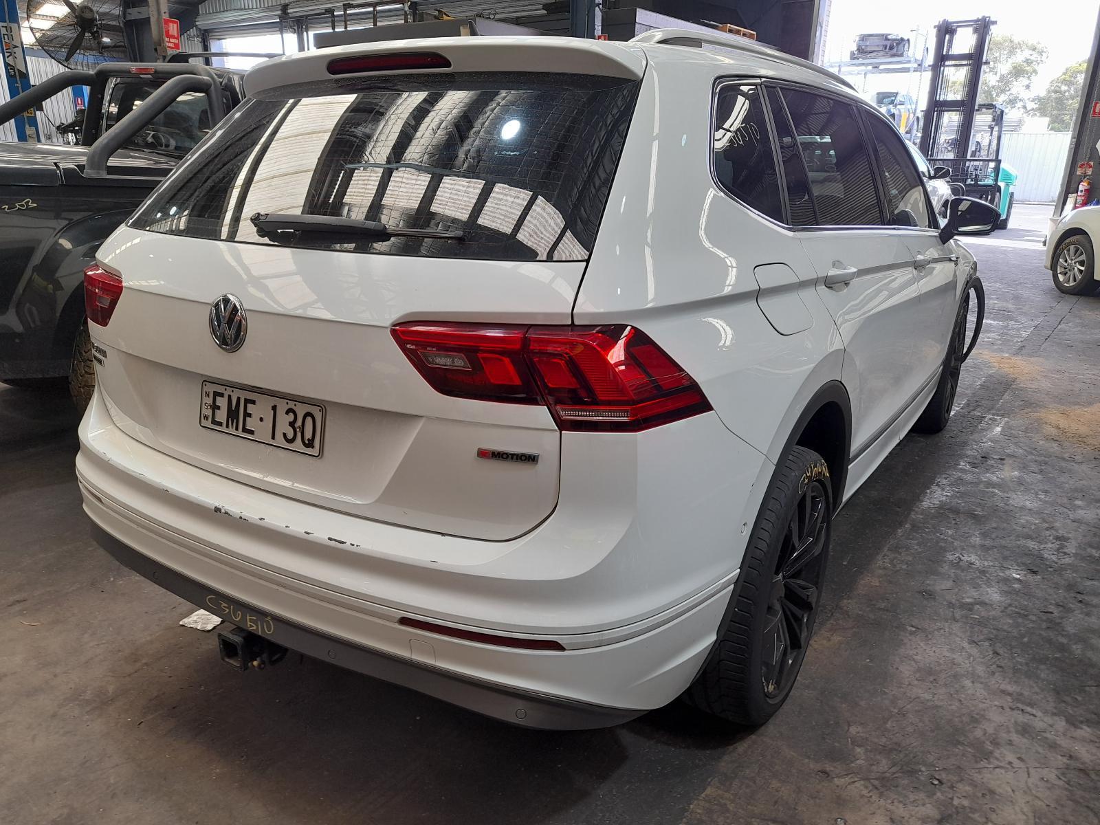 View Auto part Trans/Gearbox Volkswagen Tiguan 2018