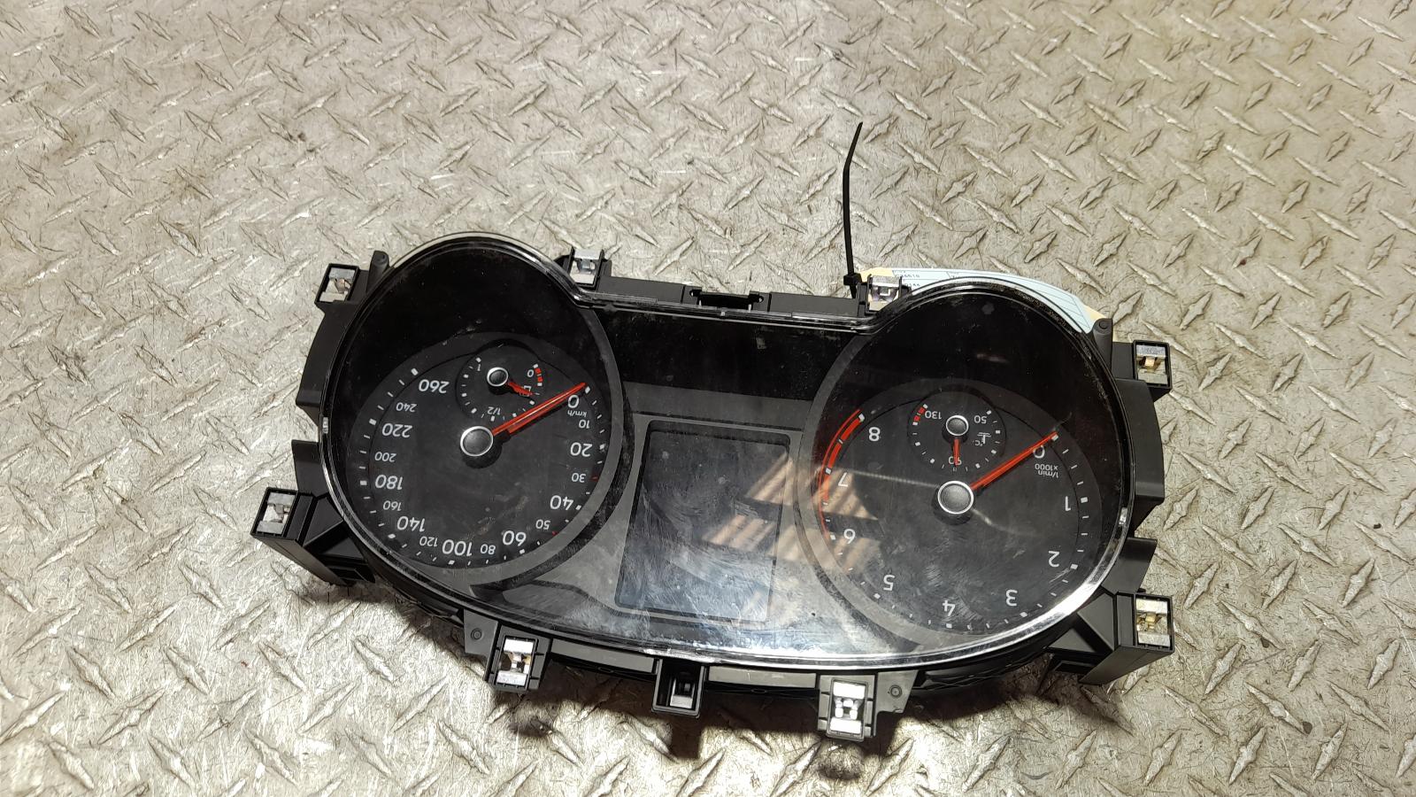 View Auto part Instrument Cluster Volkswagen Tiguan 2018