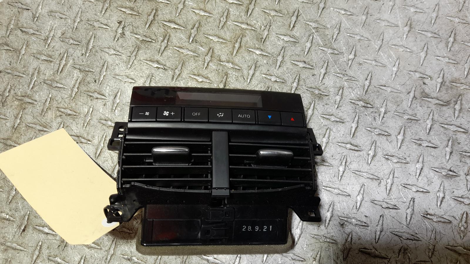 View Auto part Heater/Ac Controls Mazda Cx9 2016