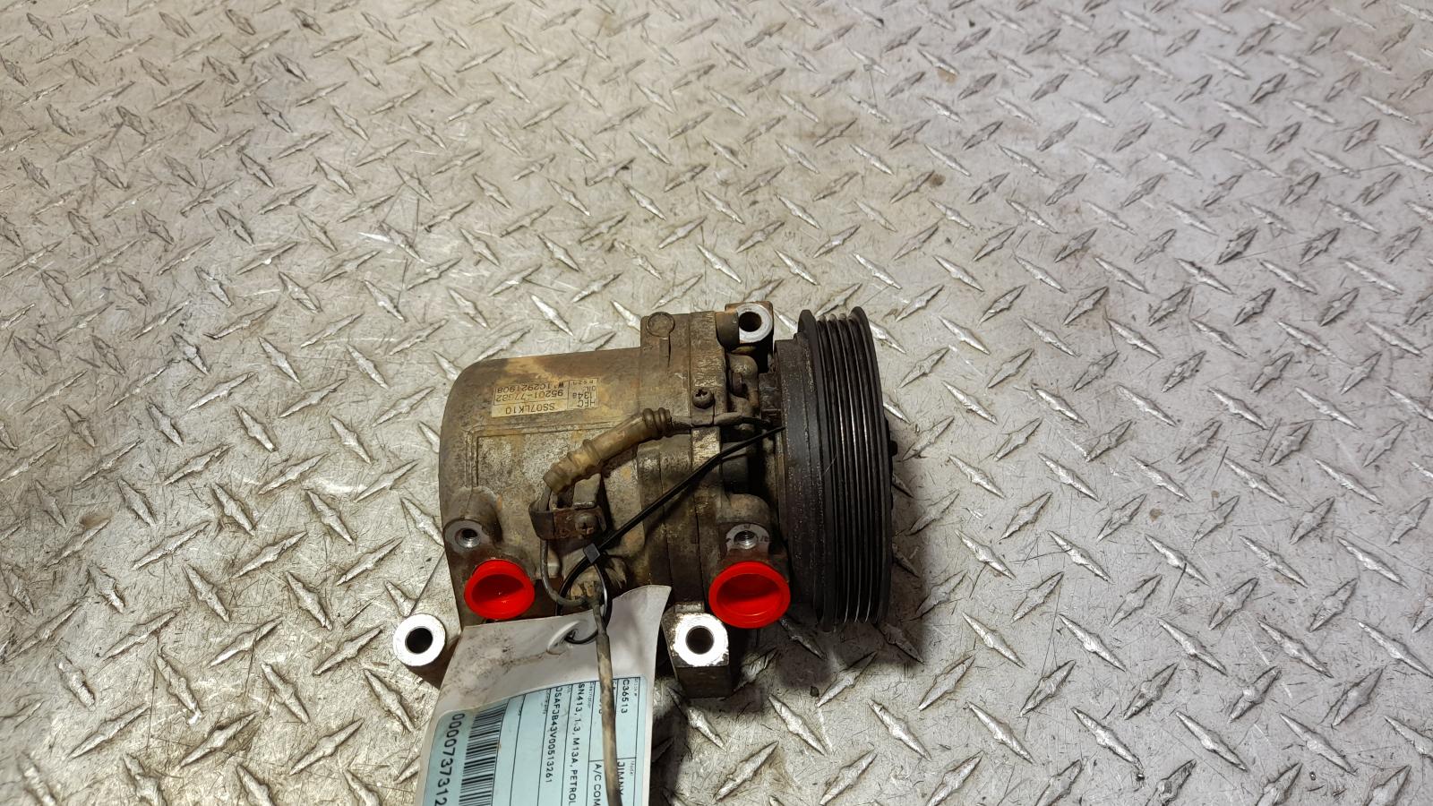 View Auto part A/C Compressor Suzuki Jimny 2011