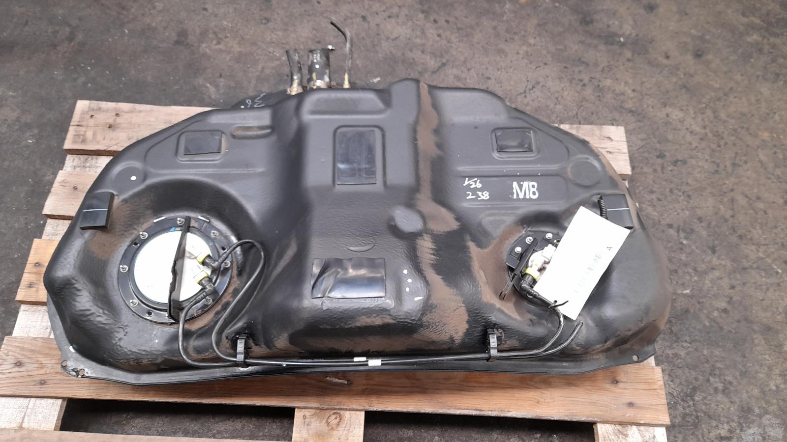 View Auto part Fuel Tank Subaru Xv 2012