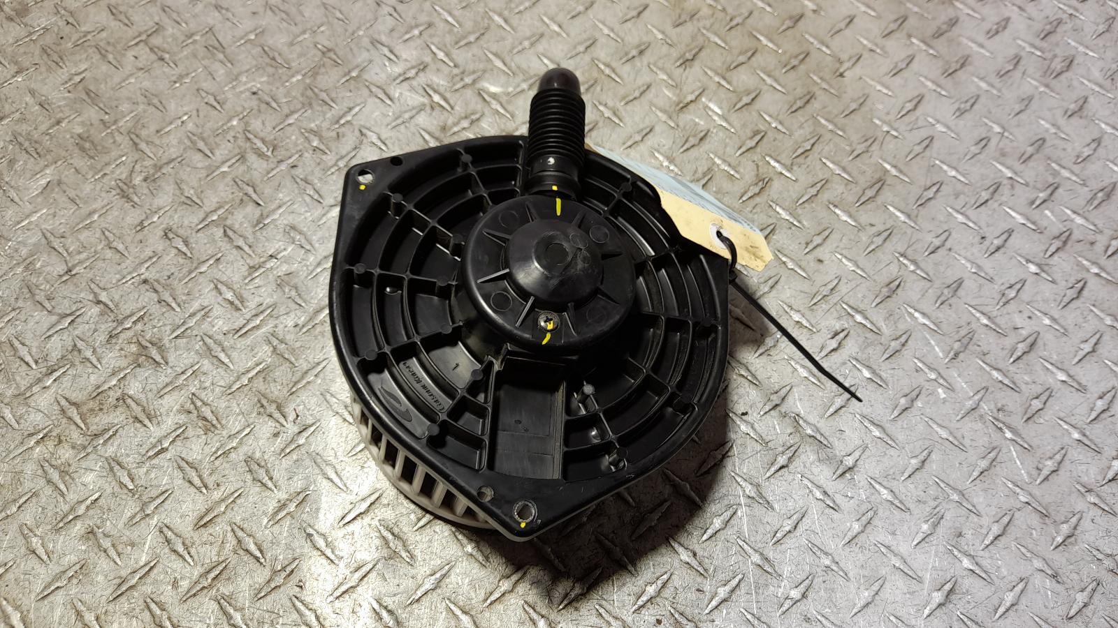 View Auto part Heater Fan Motor Isuzu Dmax 2012