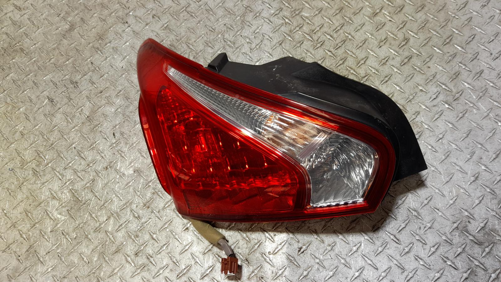 View Auto part Left Taillight Nissan Pulsar 2013