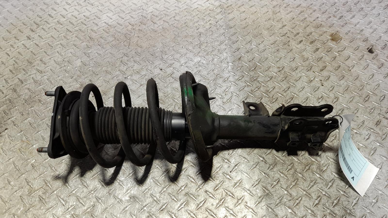 View Auto part Left Front Strut Hyundai I30 2011