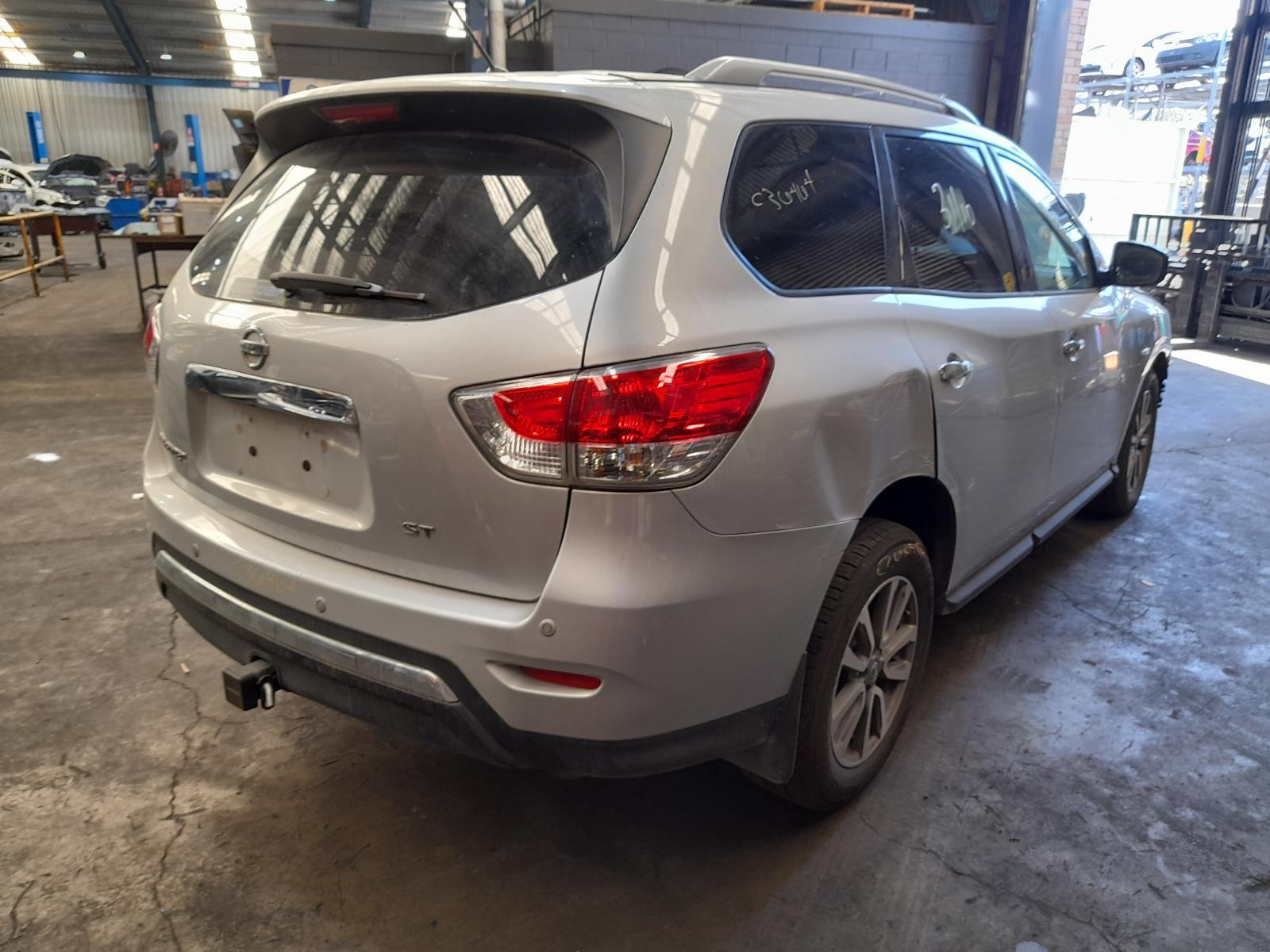 View Auto part Trans/Gearbox Nissan Pathfinder 2016