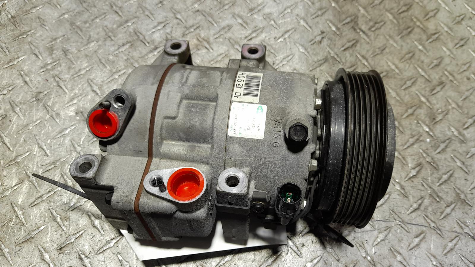 View Auto part A/C Compressor Hyundai I30 2011