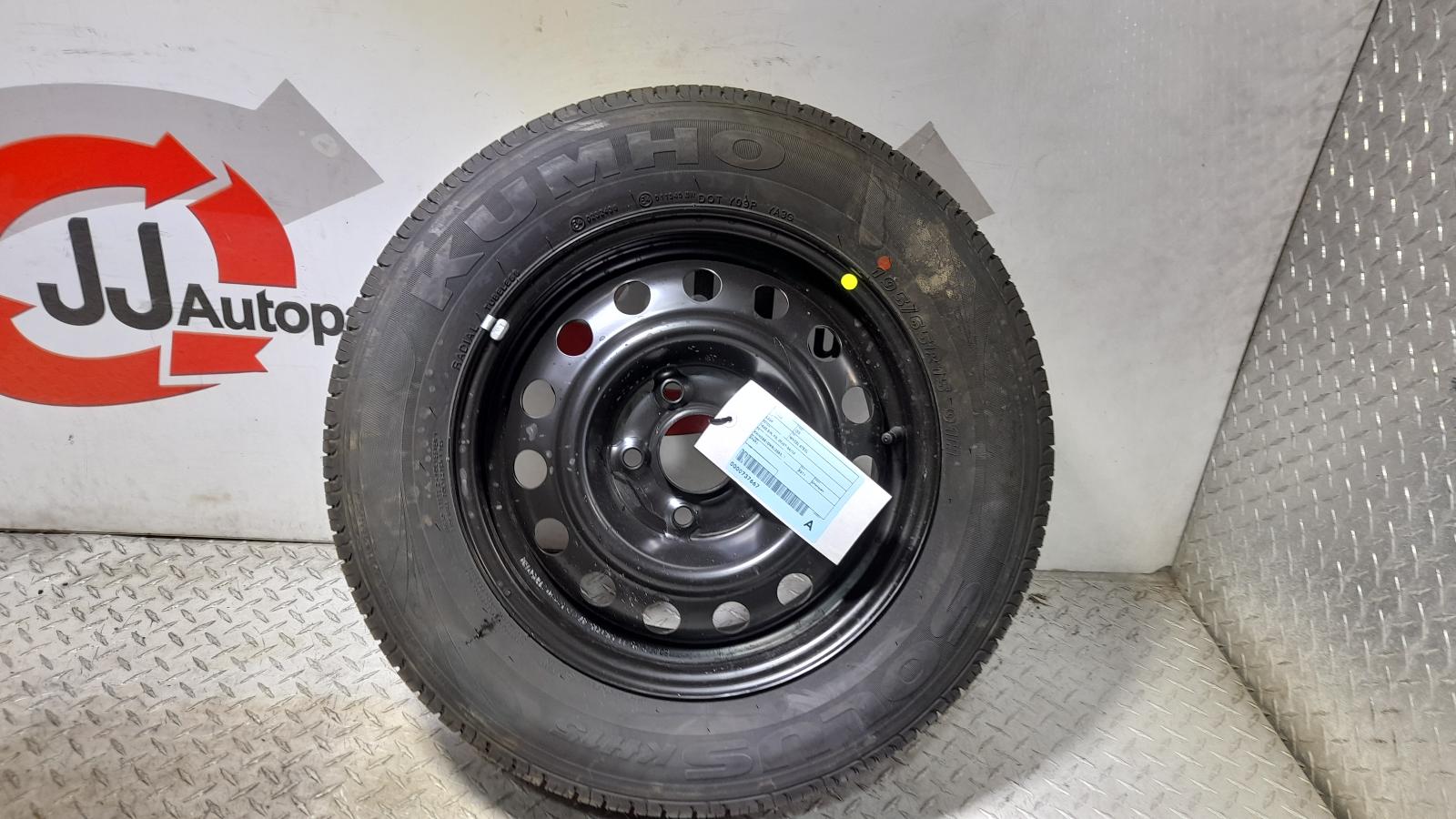 View Auto part Wheel Standard/Steel Hyundai I30 2011