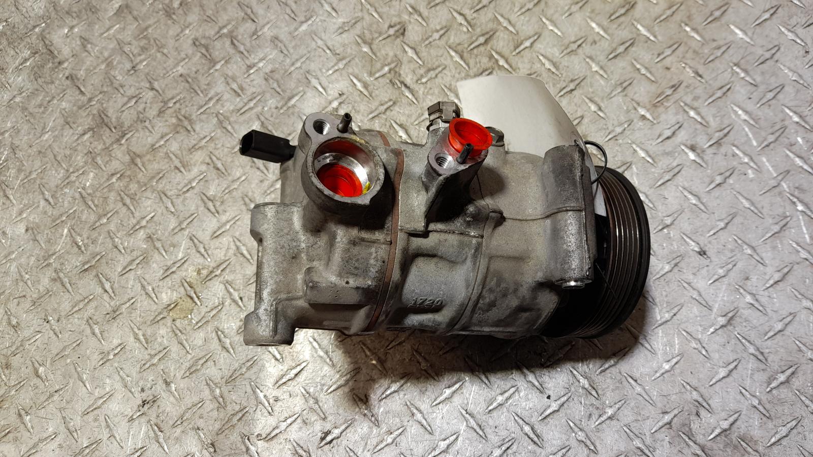 View Auto part A/C Compressor Volkswagen Golf 2014