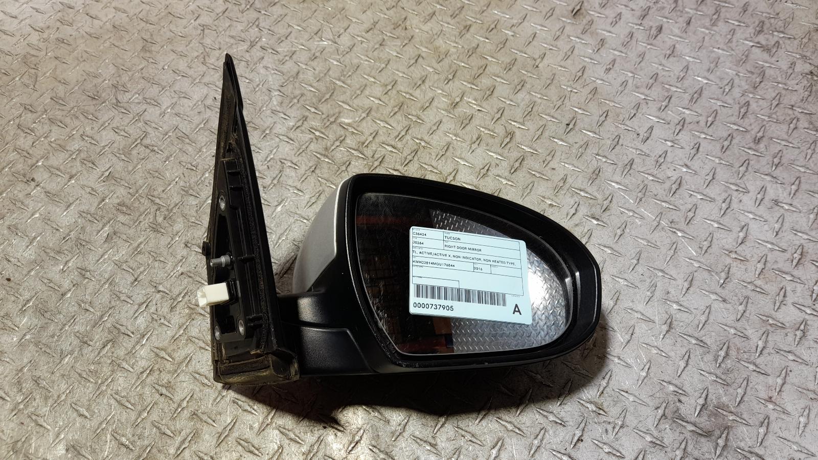 View Auto part Right Door Mirror Hyundai Tucson 2016