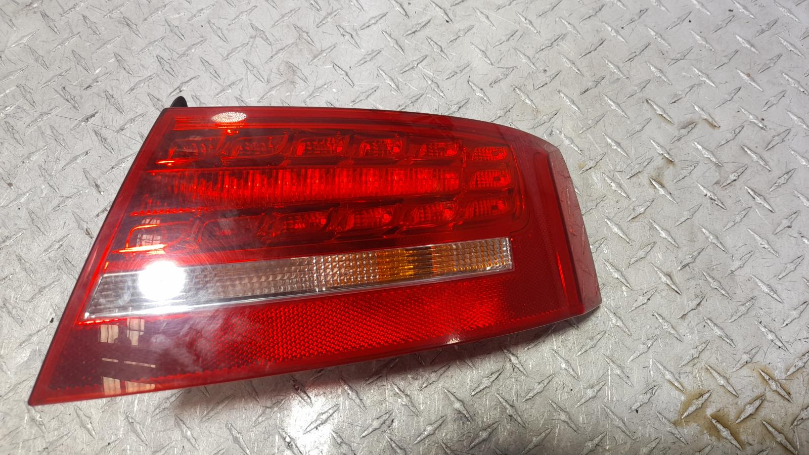 View Auto part Right Taillight Audi A5 2011