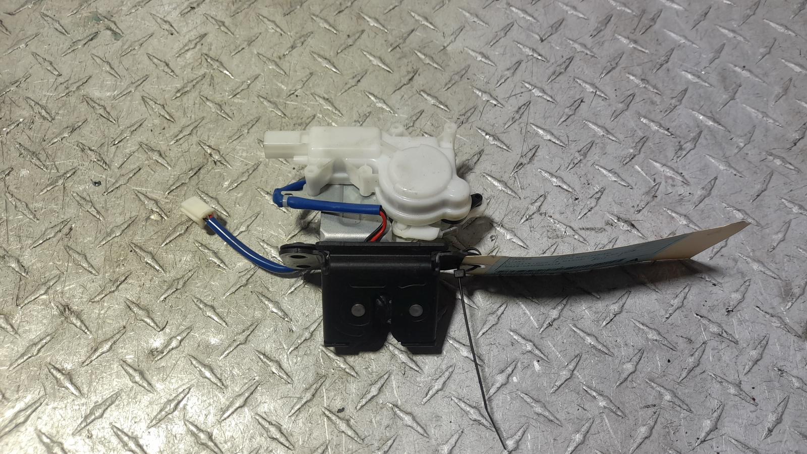 View Auto part Door/Boot/Gate Lock Mazda Cx9 2012